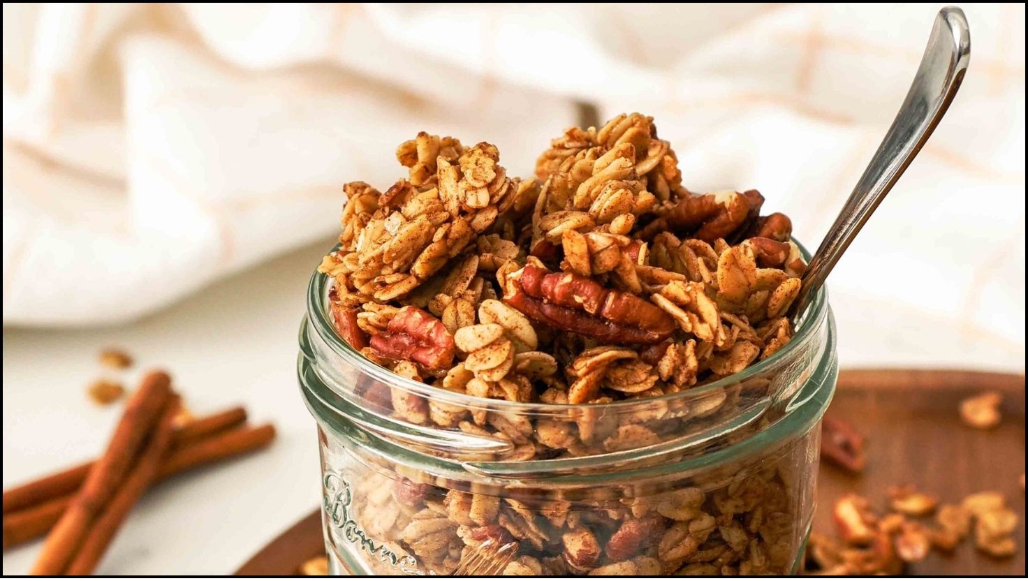 Crunchy Pecan Granola