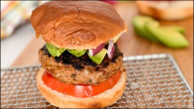 Chipotle Turkey Burgers
