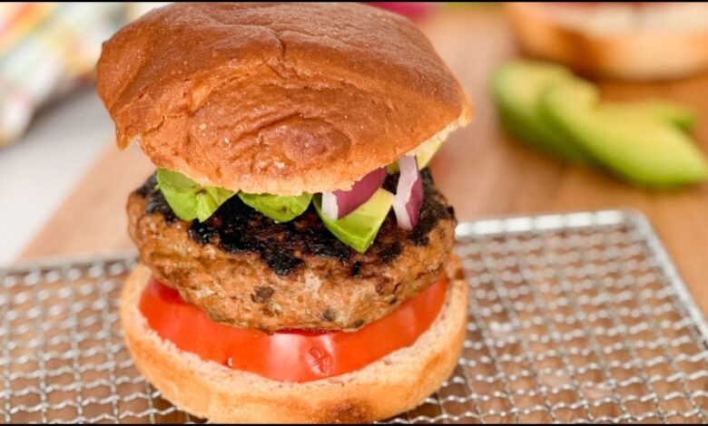 Chipotle Turkey Burgers