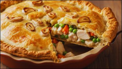 Garlic Chicken and Vegetable Pot Pie