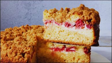 Raspberry Cream Cheese Coffee Cake